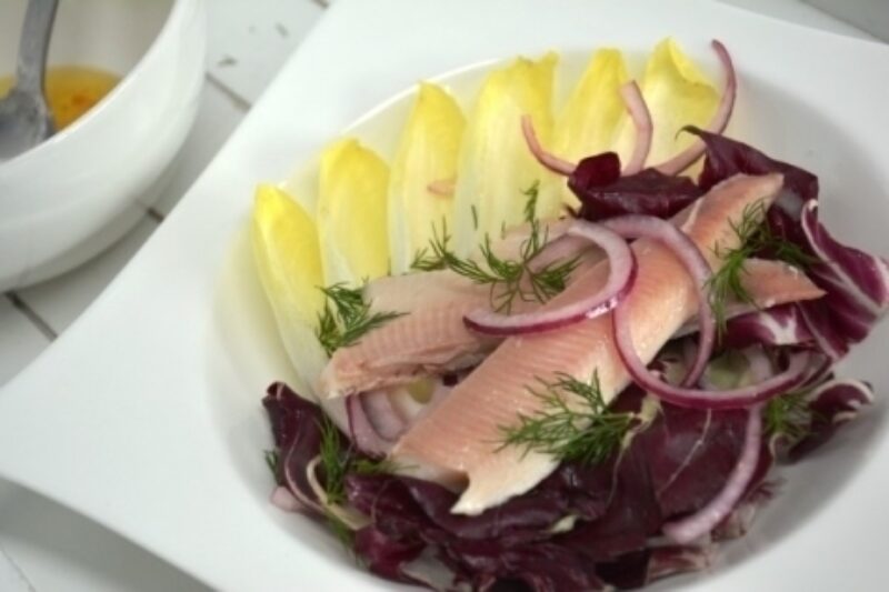 BBQ recept Salade met gerookte forel COBB