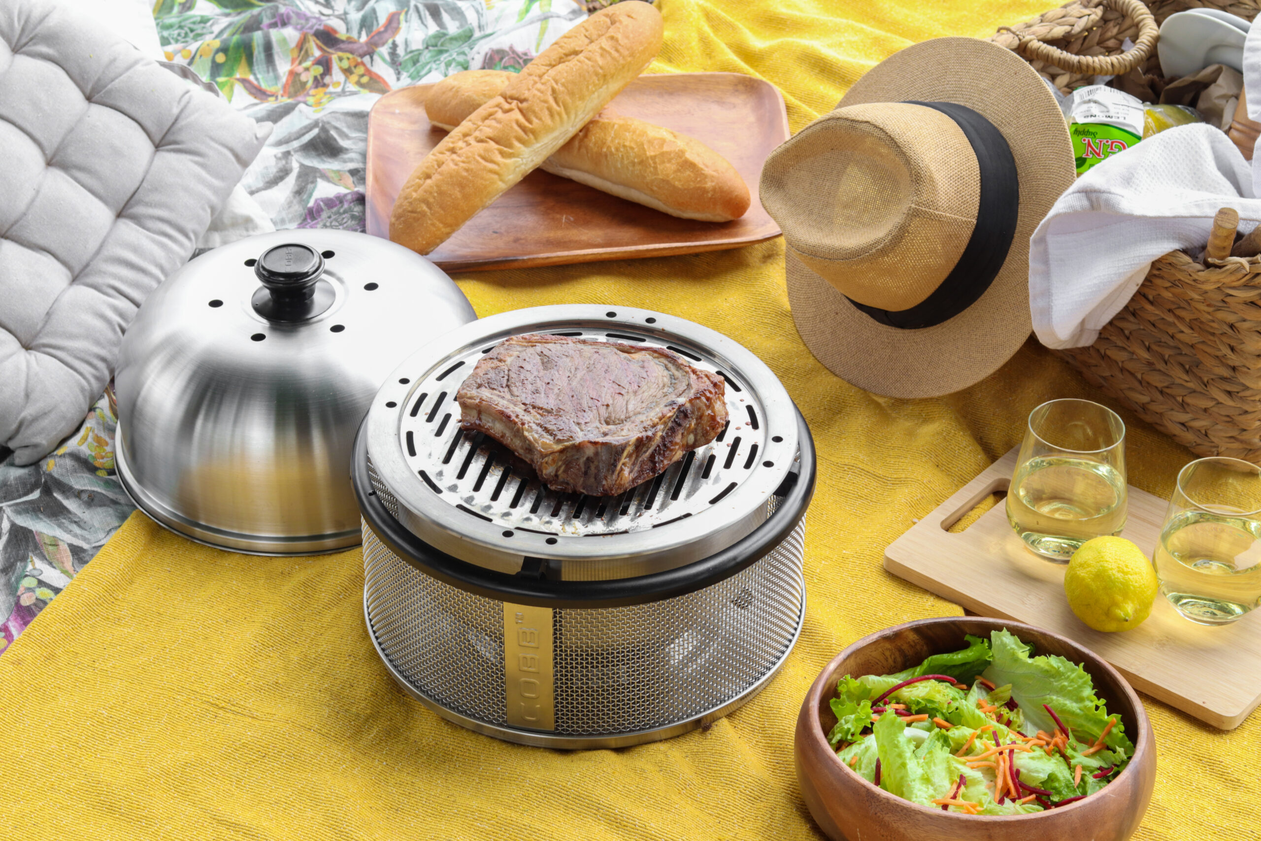 COBB BBQ kit met brikettenmandje