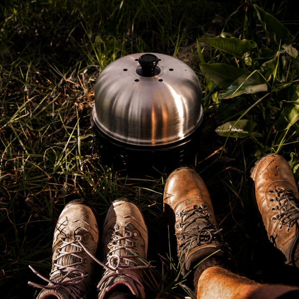 Voeten Warmen Aan De COBB BBQ