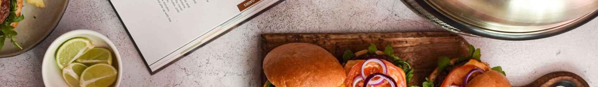 Hamburgers naast Cobb