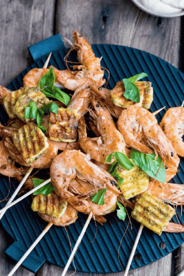 BBQ camping garnalen en halloumi